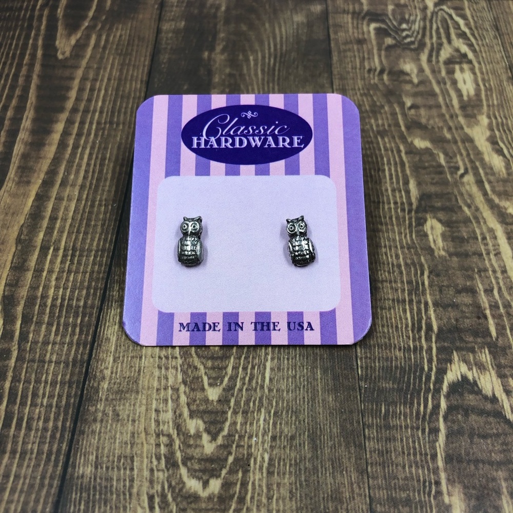 Classic Hardware brand Rockware Post Earrings Owls.